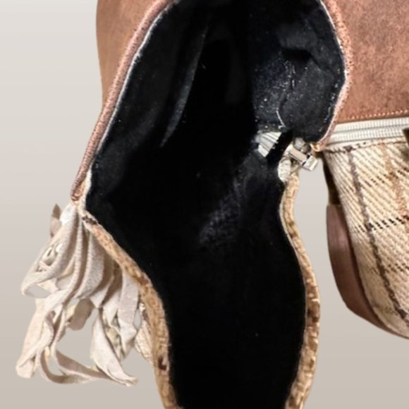 Distressed Brown Plaid & Fringe Bootie  4147  NWOB Boutique - Picture 7 of 7